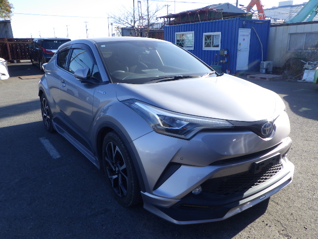 Toyota C-HR Hybrid