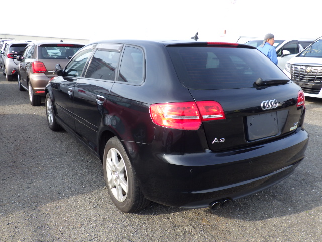 Audi A3 Sportback photo 3