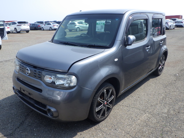 Nissan Cube photo 2